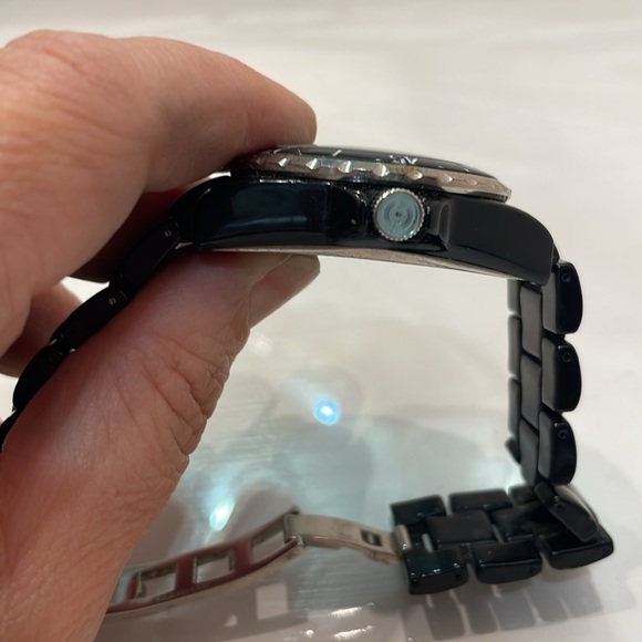 Watch - Picture 4 of 10